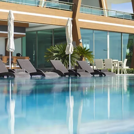 Fully Furnished Sea View Apartment *